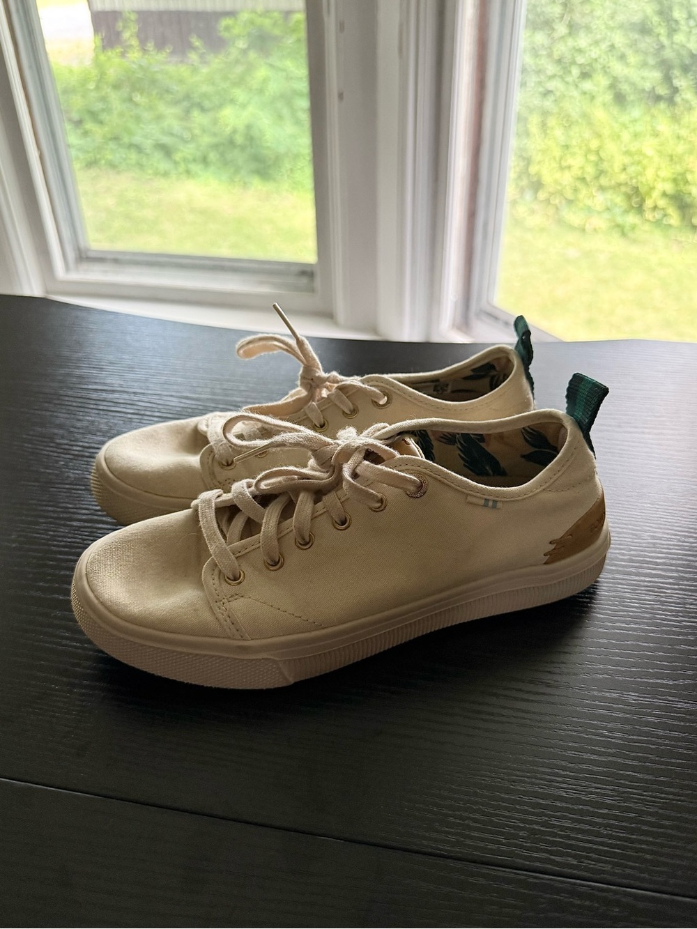 TOMS TRVL Lite Birch Heritage Low Cream Canvas Sneakers
